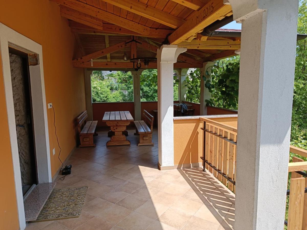 Apartma Tija Apartamento Tolmin Exterior foto