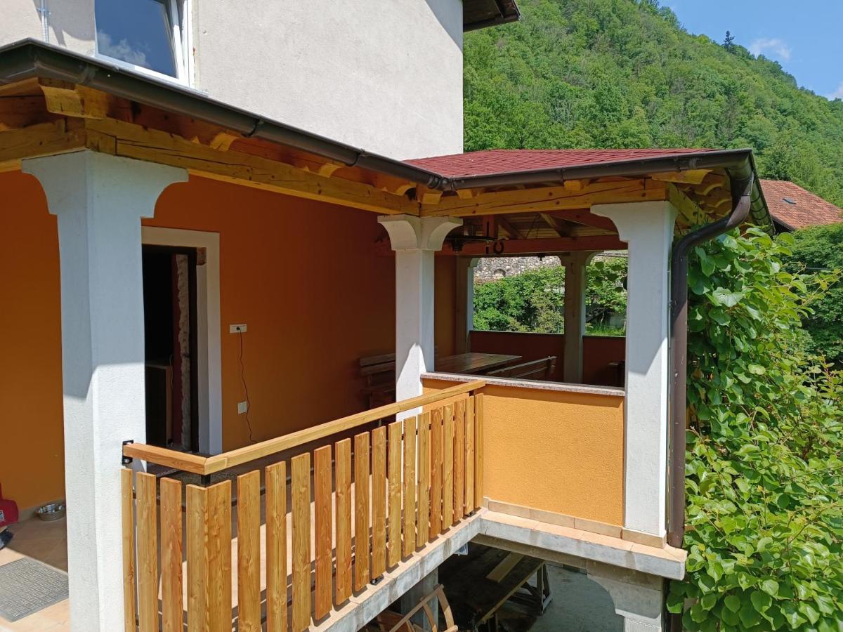 Apartma Tija Apartamento Tolmin Exterior foto